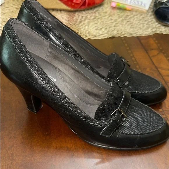 Aerosoles Black Women's High Heel Loafers - Picture 2 of 6